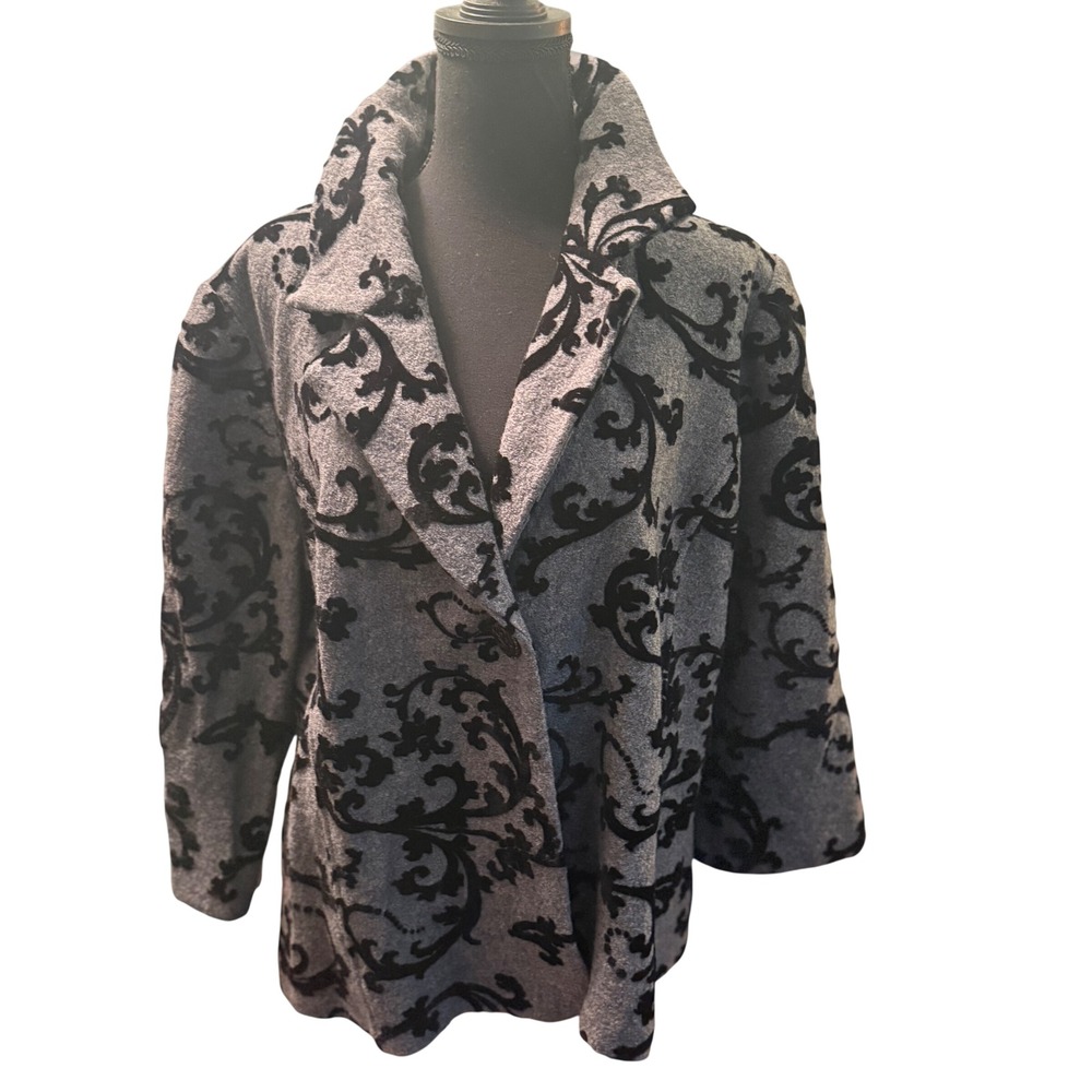 Coldwater Creek Women 2X Gray Black Embossed Print Jacket  3-4 Sleeve  1 Buttons
